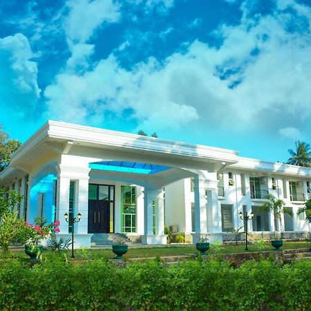 Soba Lanka Holiday Resort Melsiripura ภายนอก รูปภาพ