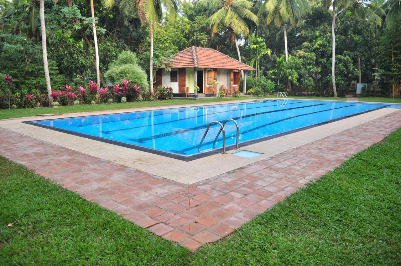 Soba Lanka Holiday Resort Melsiripura ภายนอก รูปภาพ
