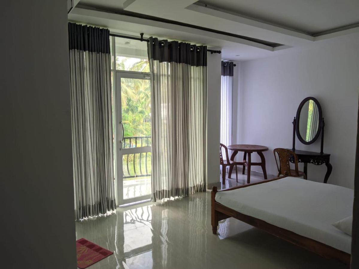 Soba Lanka Holiday Resort Melsiripura ภายนอก รูปภาพ