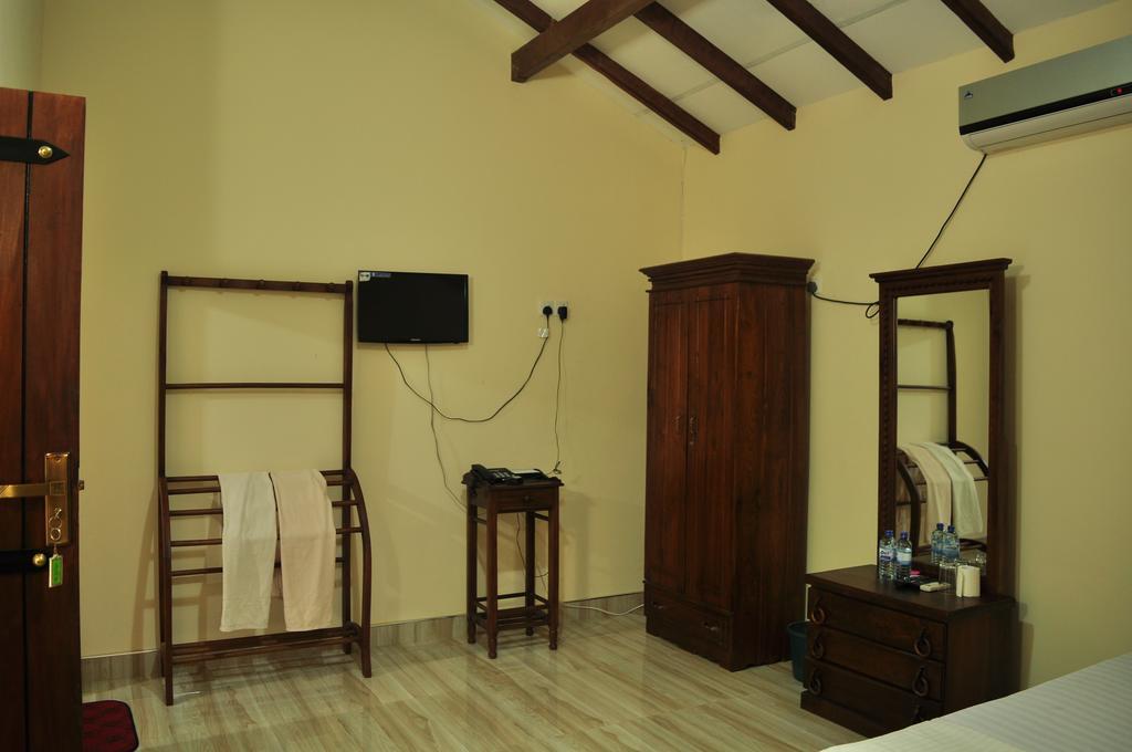 Soba Lanka Holiday Resort Melsiripura ภายนอก รูปภาพ